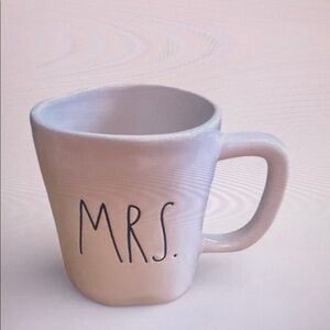 White Ceramic 'MRS.' Mug